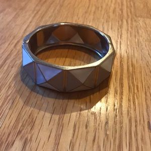 White and gold chunky bracelet